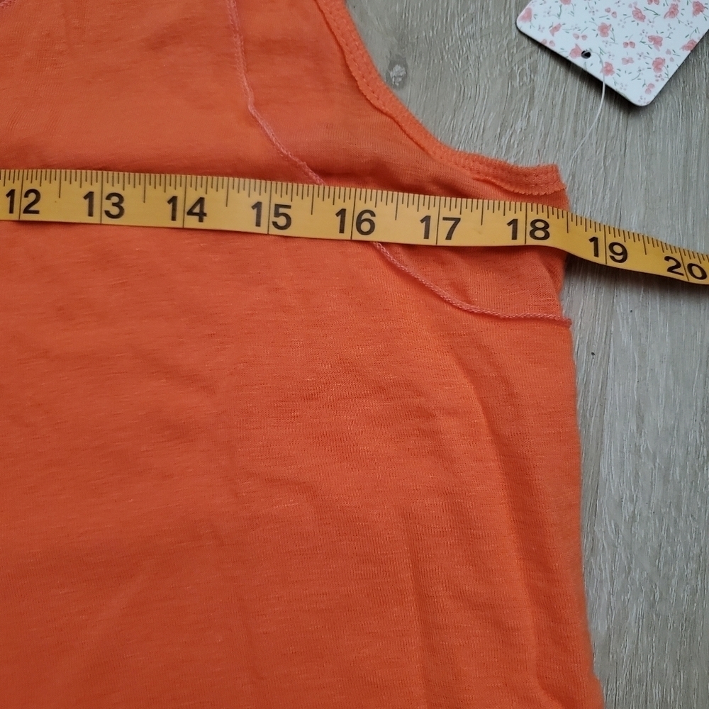 Women’s Coral Layered Tank Top - Picture 10 of 11